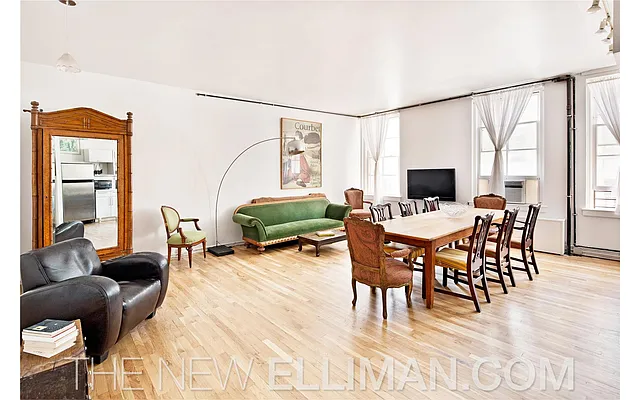 Rented by Douglas Elliman | media 14
