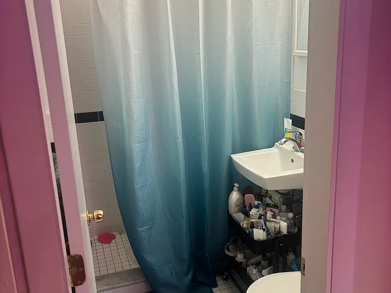15 Euston Rd #12A — Photo 20