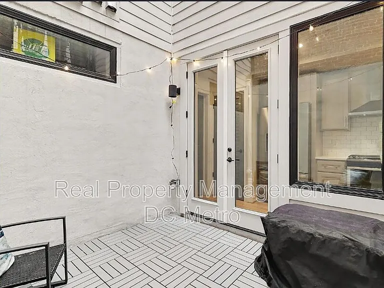 811 Upshur St NW #1 — Photo 17