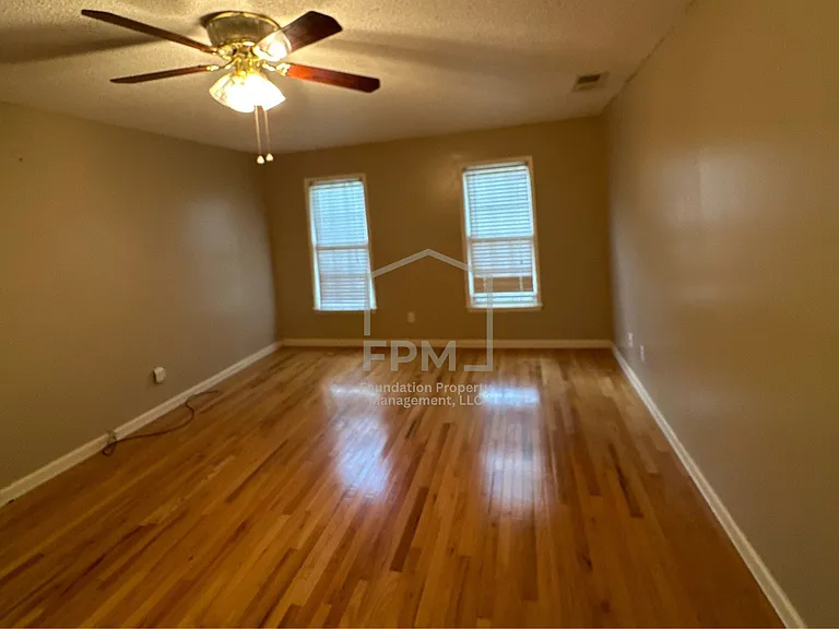 8559 Chippingham Dr — Photo 8