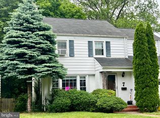 7 Pershing Ave, Ewing, NJ 08618