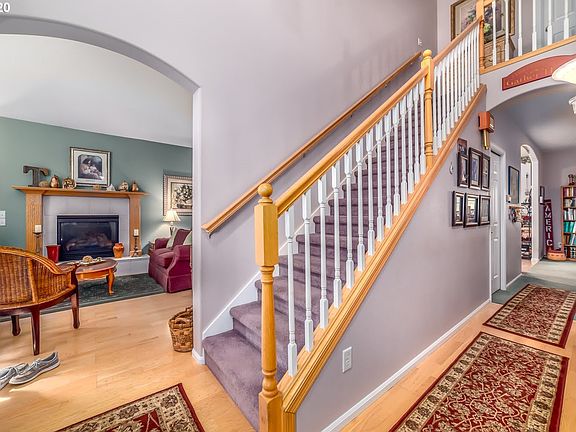 5th image of 645 Creswood Dr
