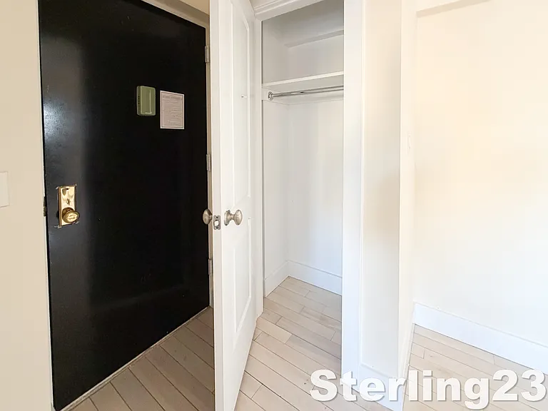 211 Brighton 15 St #40F — Photo 11