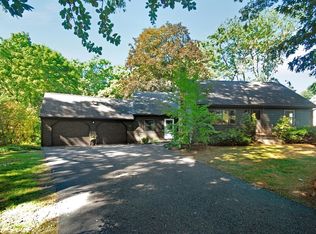 33 Monsen Rd, Concord, MA 01742