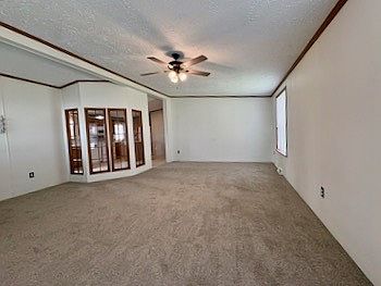 5th image of 505 5th St
