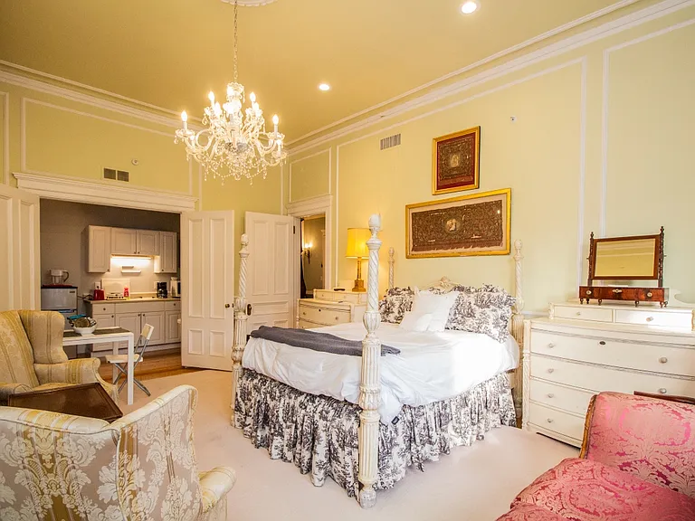 290 Beacon St #3B — Photo 5