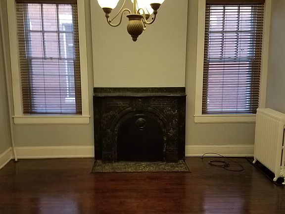 5th image of 151 Holbrook Ave