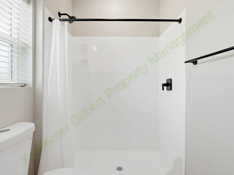511 E 8th Ave #101 — Photo 16
