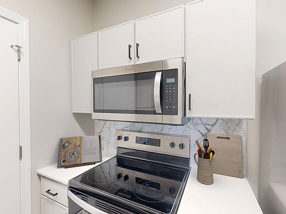 Newly Renovated Kitchen with Quartz Countertops