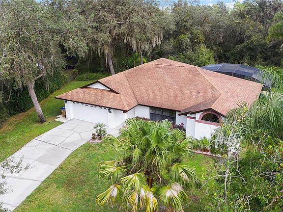 5th image of 4586 Yorkshire Ln
