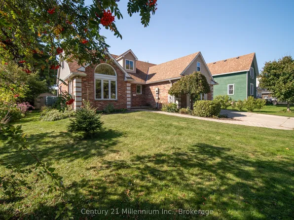 96 Main St, Northern Bruce Peninsula, ON N0H 1W0