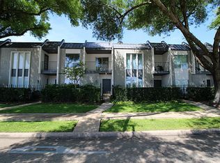 1300 Augusta Dr APT 4, Houston, TX 77057