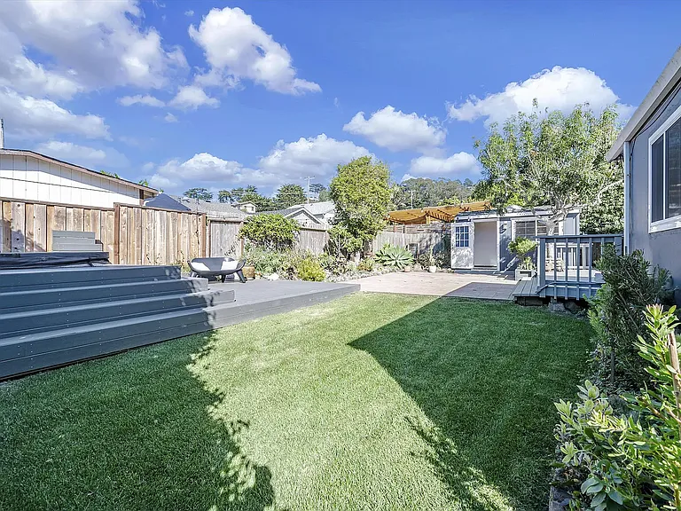 259 Arroyo Dr — Photo 2