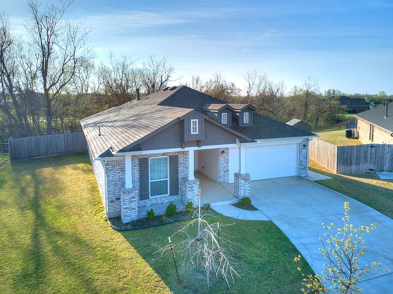 456 Nest Cir — Photo 3