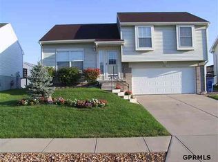 7868 Bauman Ave, Omaha, NE 68122
