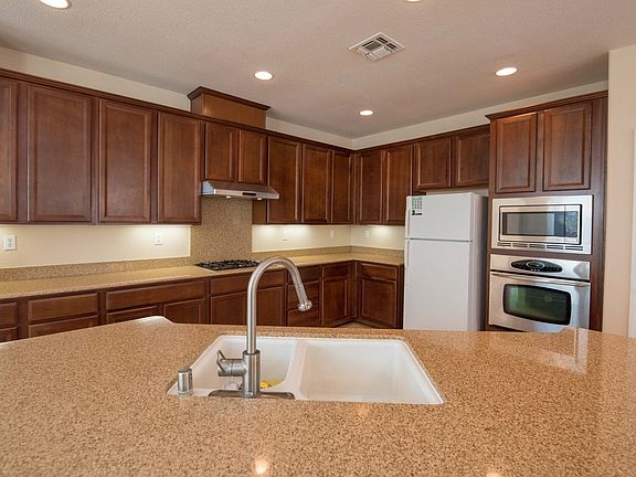 5th image of 10235 Bolo Ct