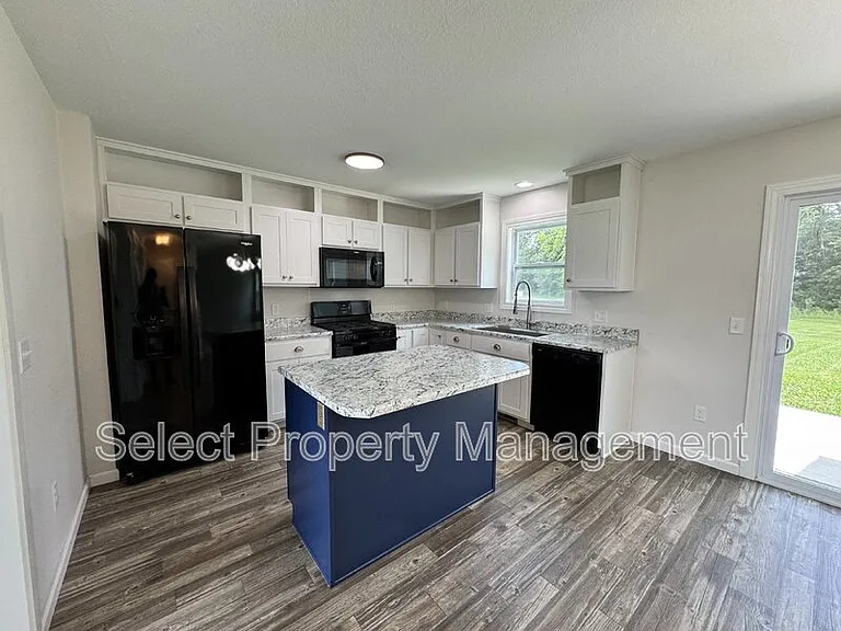 2239 Rittenhouse Pl — Photo 5