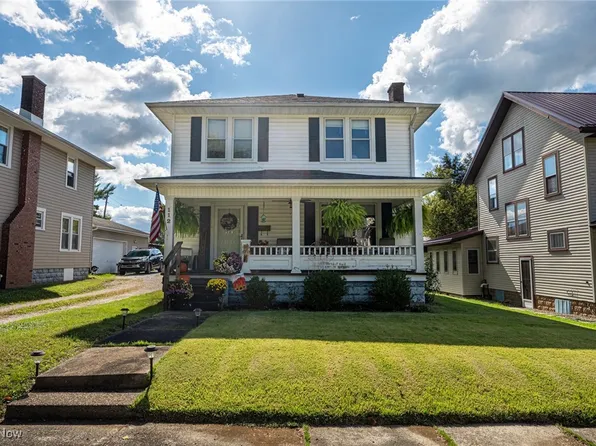 112 Thompson Ave, New Concord, OH 43762