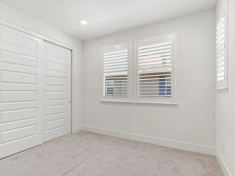 2730 Bette St — Photo 42