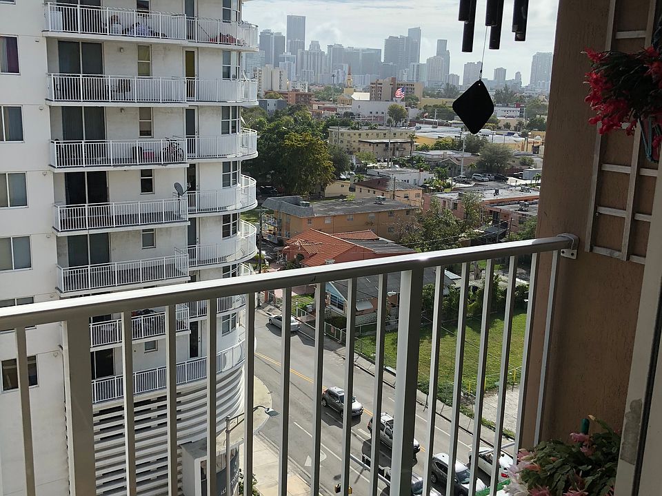 2nd image of 218 NW 12th Ave APT 1003