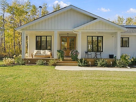 2nd image of 52467 Range Road 214 #30