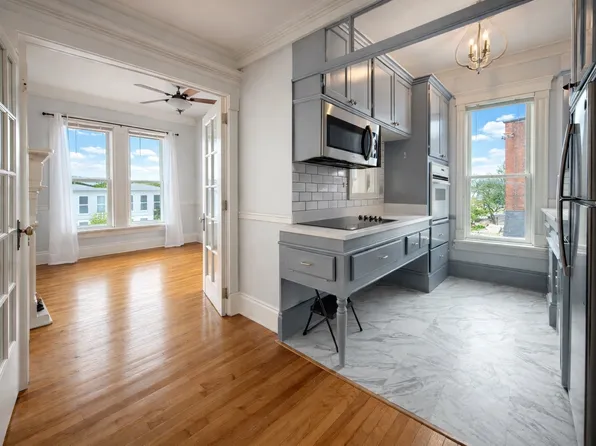 83 Main St #5, Amesbury, MA 01913