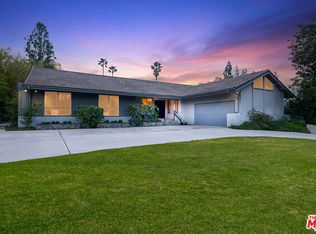 20400 Ruston Rd, Woodland Hills, CA 91364