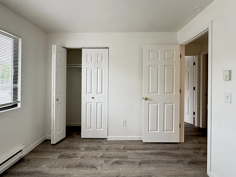 4501 Boardwalk Dr #J-J-93 — Photo 11