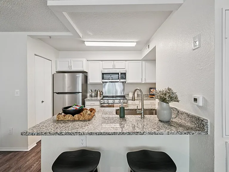 The Lucille Apartments — Photo 21