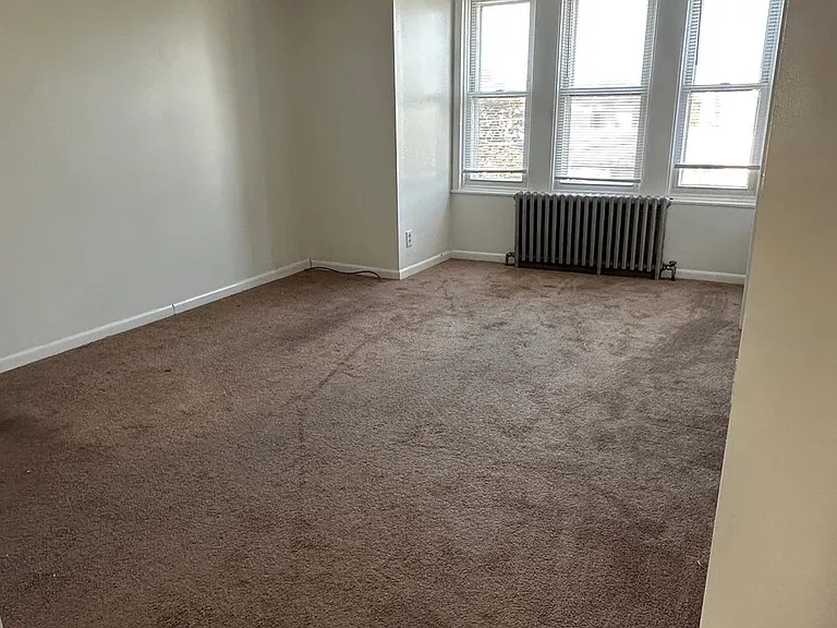 206 Saude Ave — Photo 12