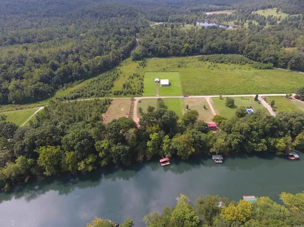 14 Landing Dr, Pangburn, AR 72121