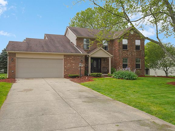 3rd image of 9613 Woodsfield Cir N