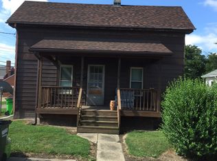 71 4th St NW, Carrollton, OH 44615