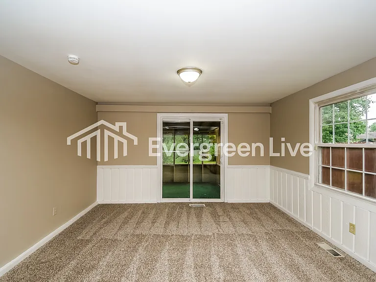 2022 Schwier Ct — Photo 4