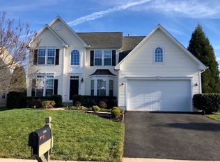 10982 Southcoate Village Dr, Bealeton, VA 22712