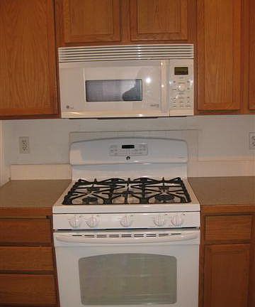 5th image of 1800 NW Arcadia Dr