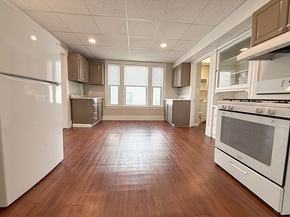 3rd image of 24 Blossom St #A