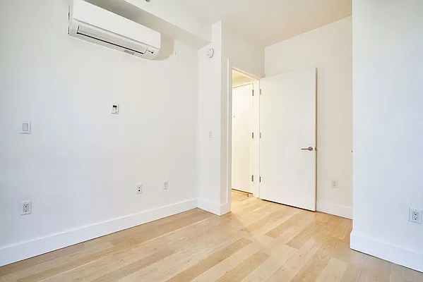 Rented by Lodger Corp | media 19