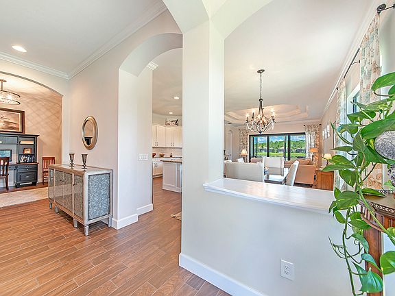 2nd image of 9160 Isla Bella Cir