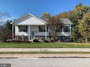 40 Matthew Dr, New Oxford, PA 17350