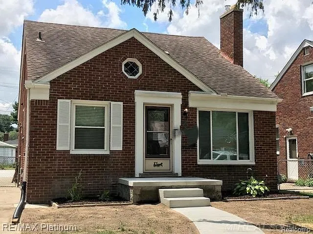 3 bed, 1094 sqft, $1,850 — Photo 1