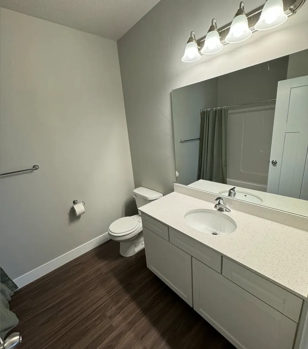 3 bed, 1400 sqft, $600 — Photo 4