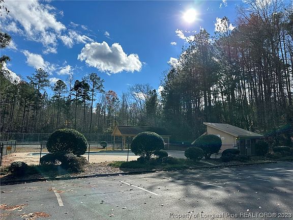 5th image of 625 Chelsea Dr