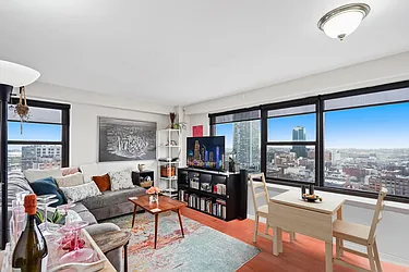 135 Montgomery Street, #21F