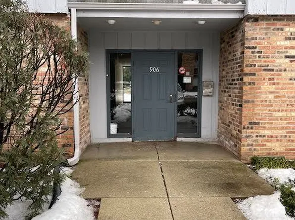 906 E Old Willow Rd APT 101, Prospect Heights, IL 60070