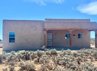 8 Calle Luna, Taos, NM 87571