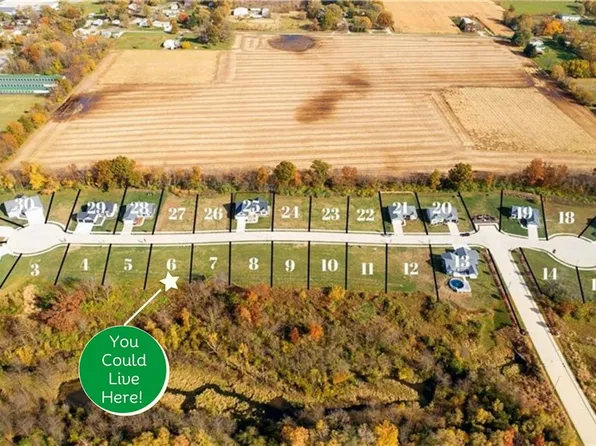 2261 Rolling Creek Dr, Decatur, IL 62521