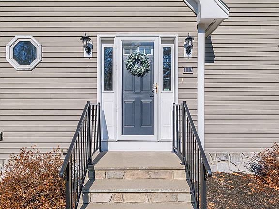 3rd image of 117 Milton Avenue