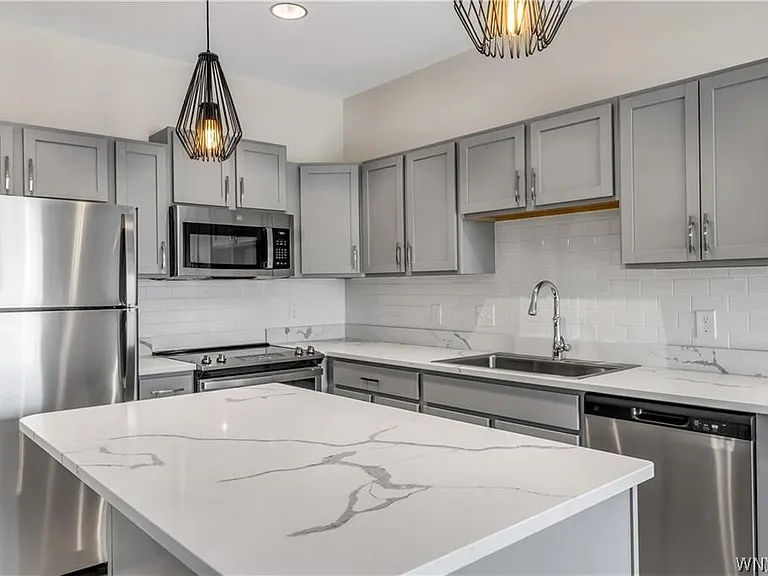 5712 Main St #240 — Photo 10