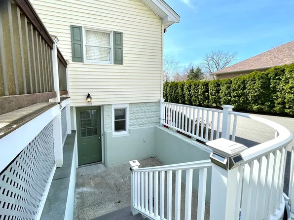 73 Benefit St #B, Mansfield, MA 02048